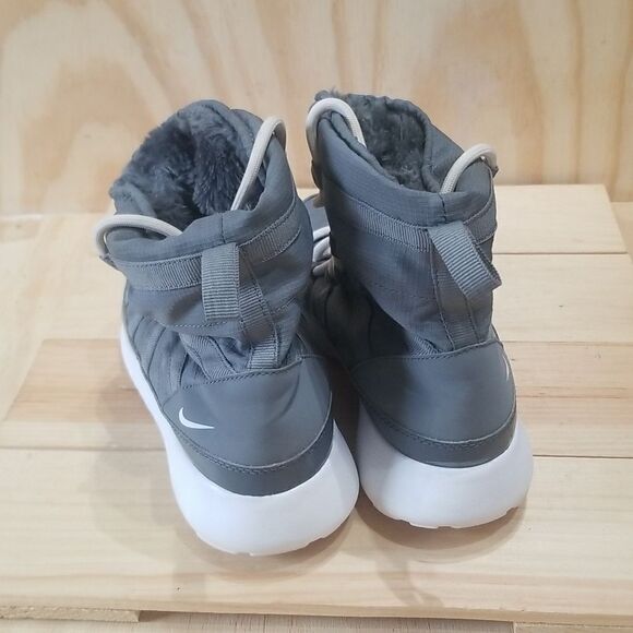 Nike ROSHE ONE HI (PSV) SNEAKERBOOT VINTAGE 2015 Wmn's size 6 1/2 ( EU 37.5) - Picture 4 of 7